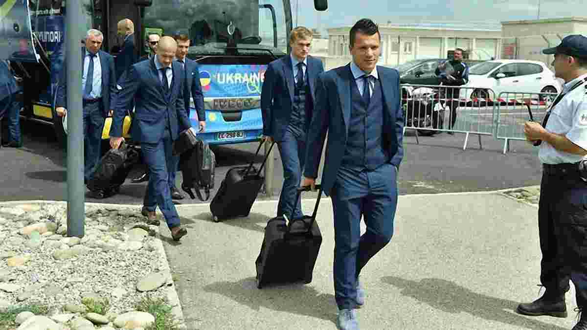 Сборная Украины вылетит в Исландию за два дня до матча