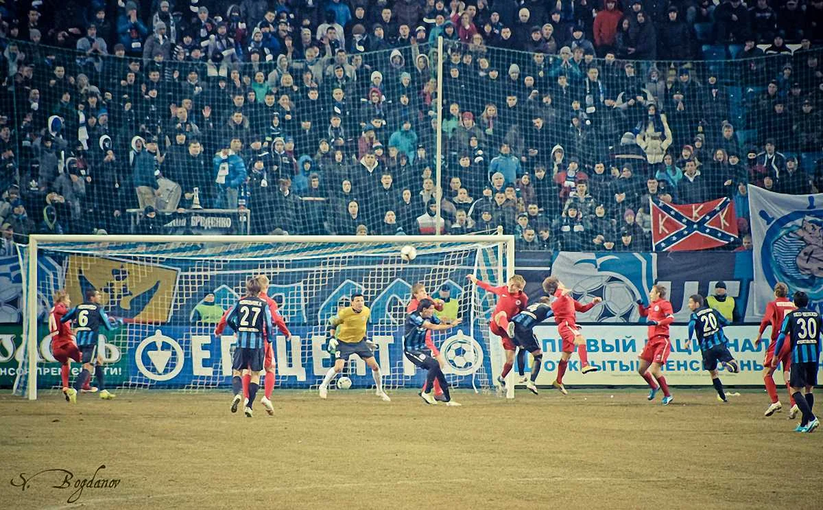 Шість років тому трибуни на протистояннях одеситів і маріупольців були заповнені