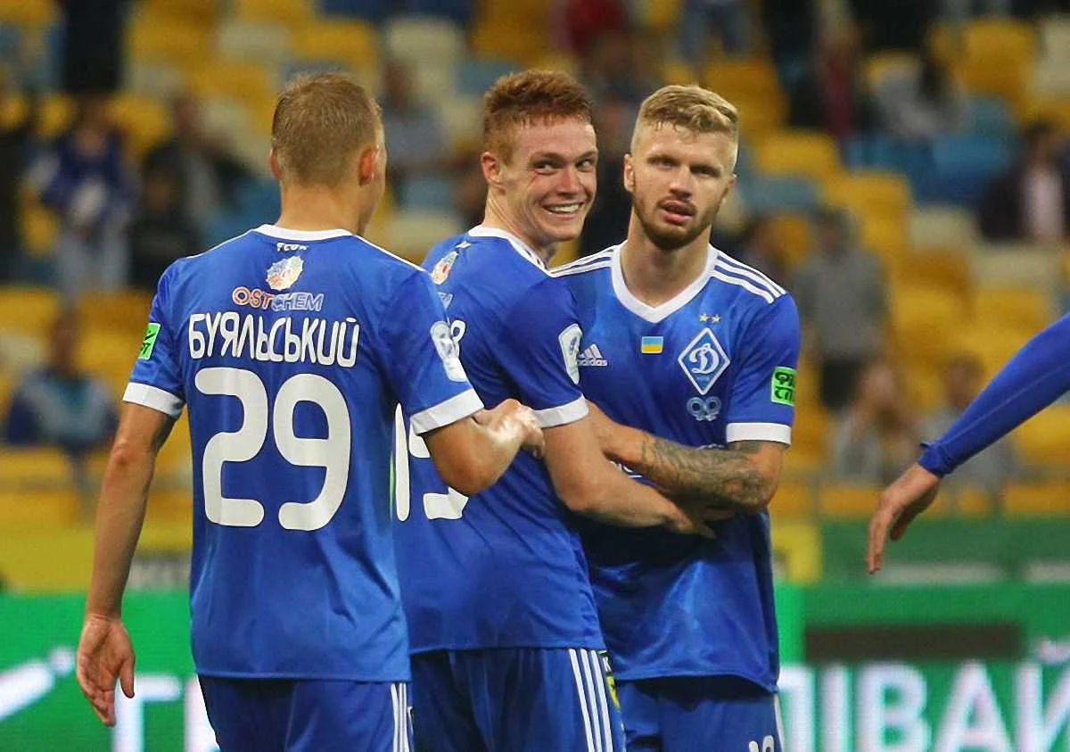 Динамо – Карпати / ФК Динамо Київ