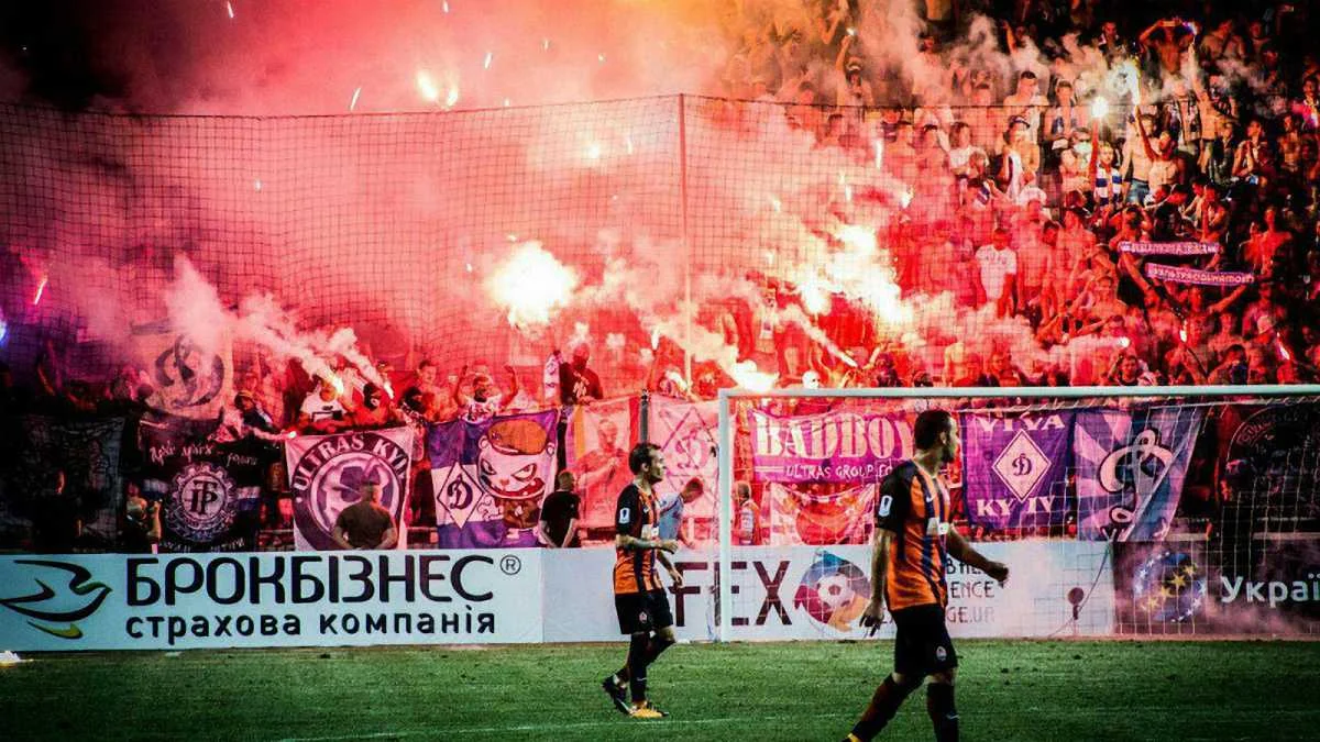 Ультрас Динамо на Суперкубку-2017 / фото Pushkinska.net