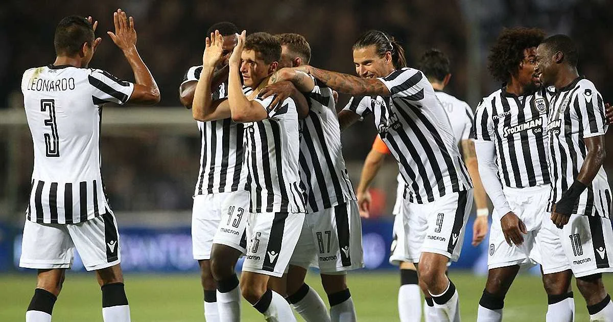 Игроки ПАОКа радуются / Фото ФК ПАОК