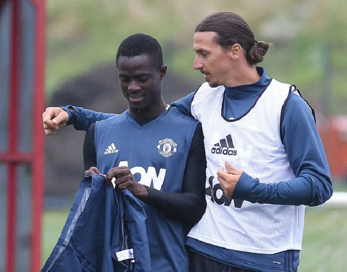 Ибрагимович и Байли на тренировке МЮ