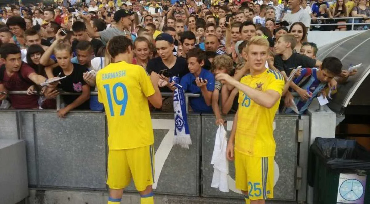 Гармаш і Коваленко на відкритому тренуванні збірної України в Києві / ФФУ