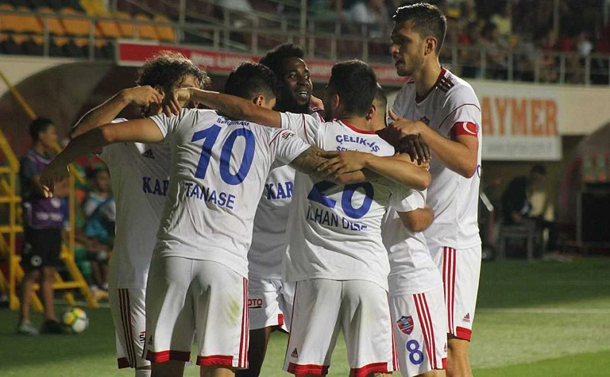 Игроки Карабюкспора / Facebook