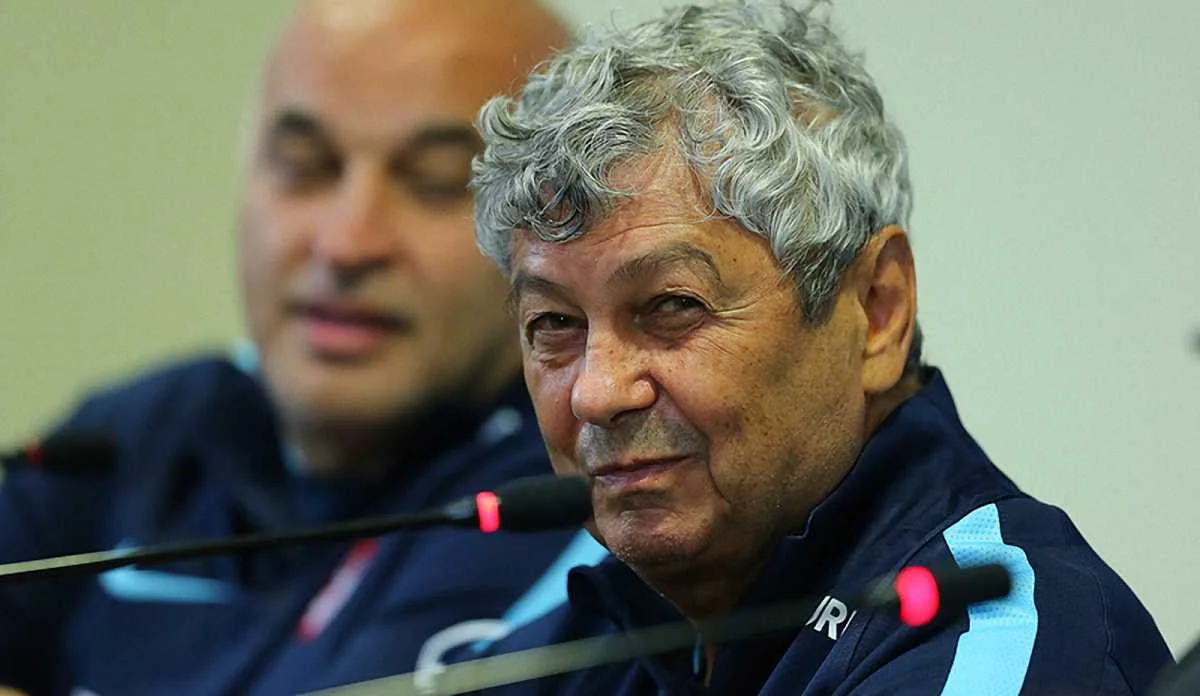 Мирча Луческу и переводчик. Фото: А. Осипов