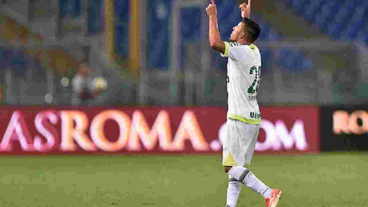 Защитник Шапекоэнсе Алан Рушел, который выжил в авиакатастрофе, забил гол в ворота Ромы