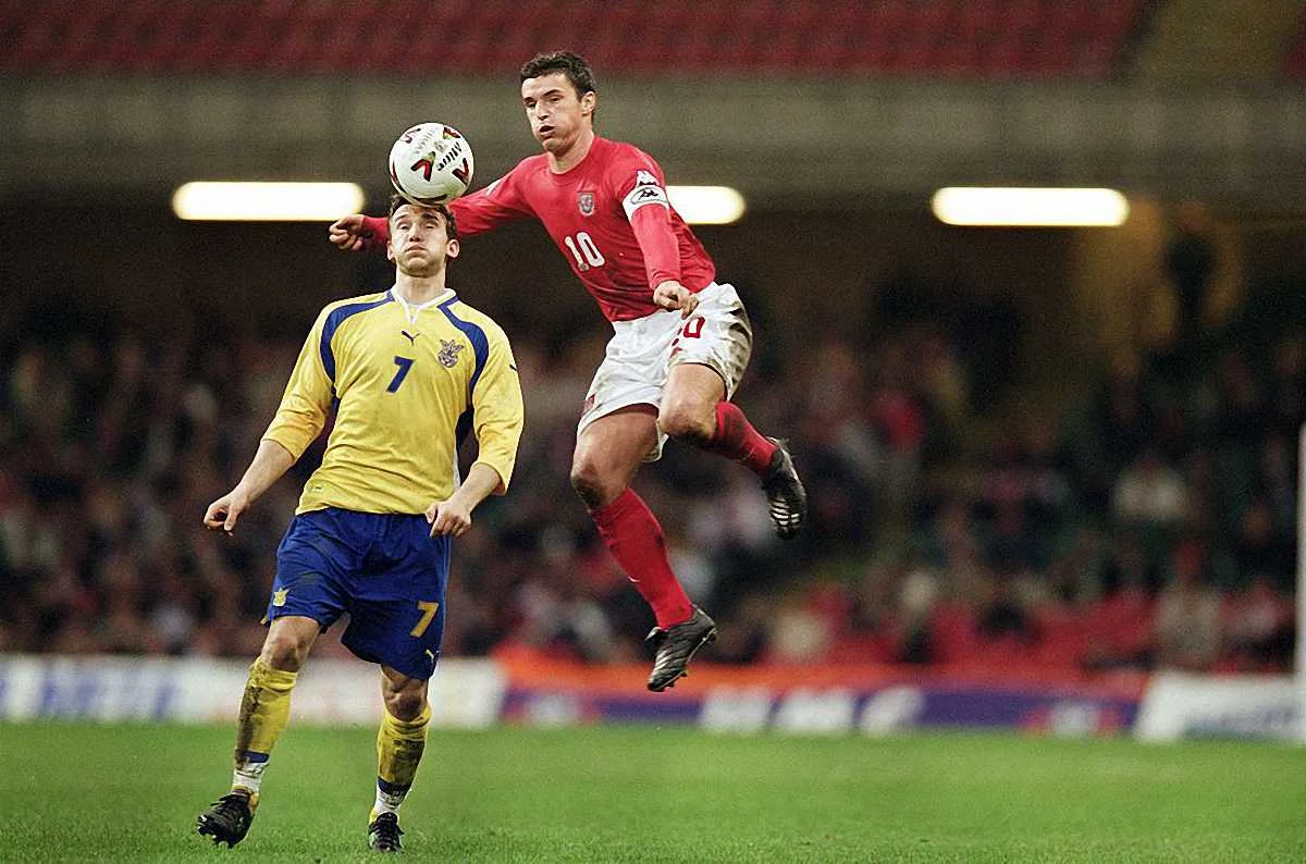 Гарі Спід проти Андрія Шевченка в матчі Уельс – Україна