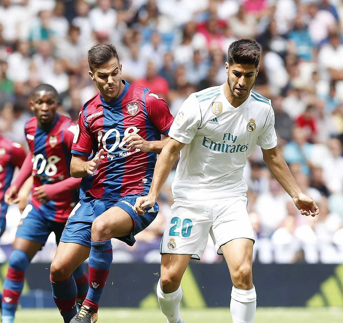 Асенсио в атаке / La Liga