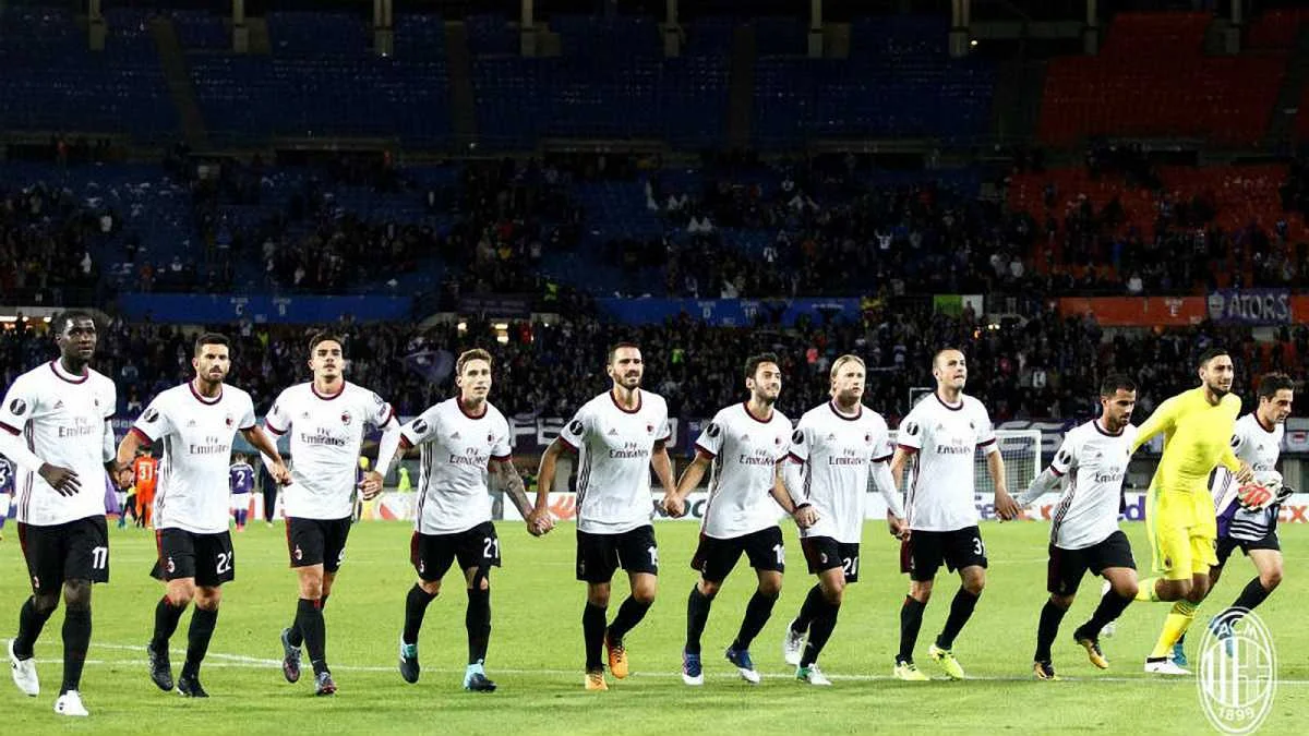 Твіттер Мілана