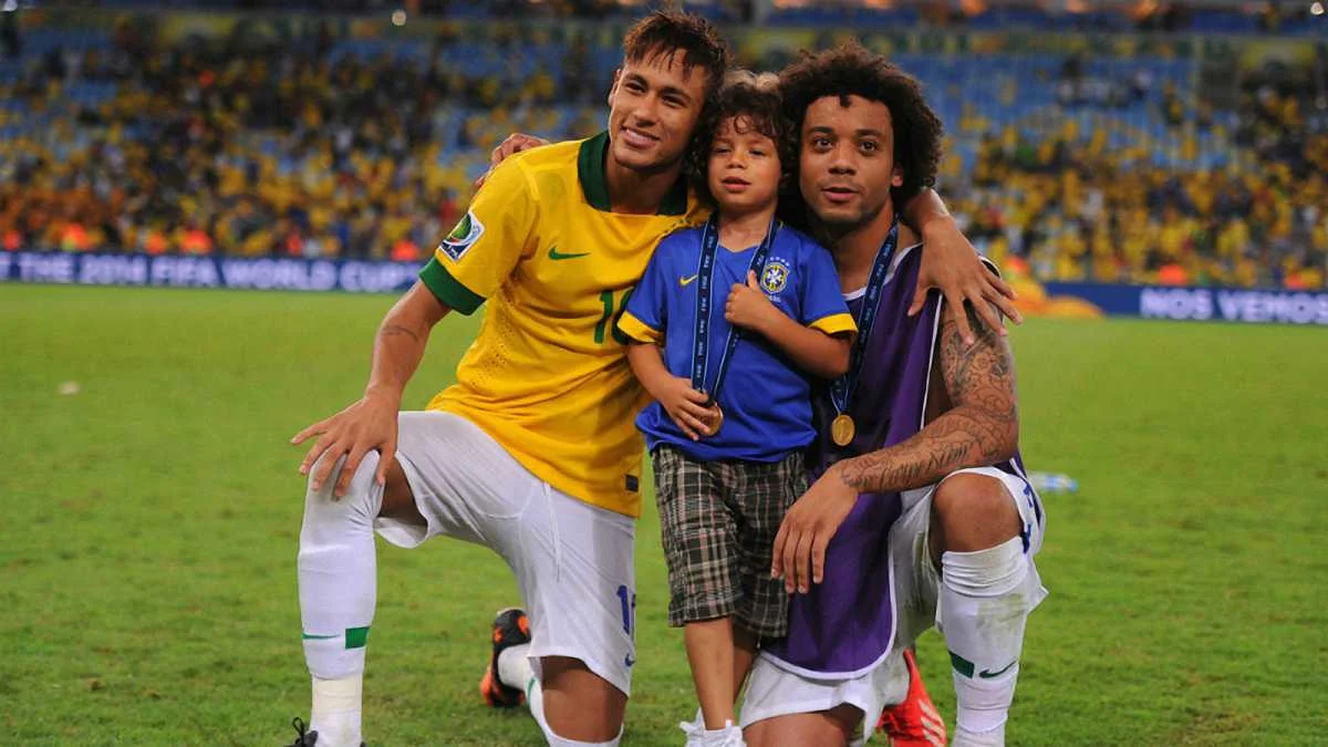 Неймар, Энцо Виейра, Марсело