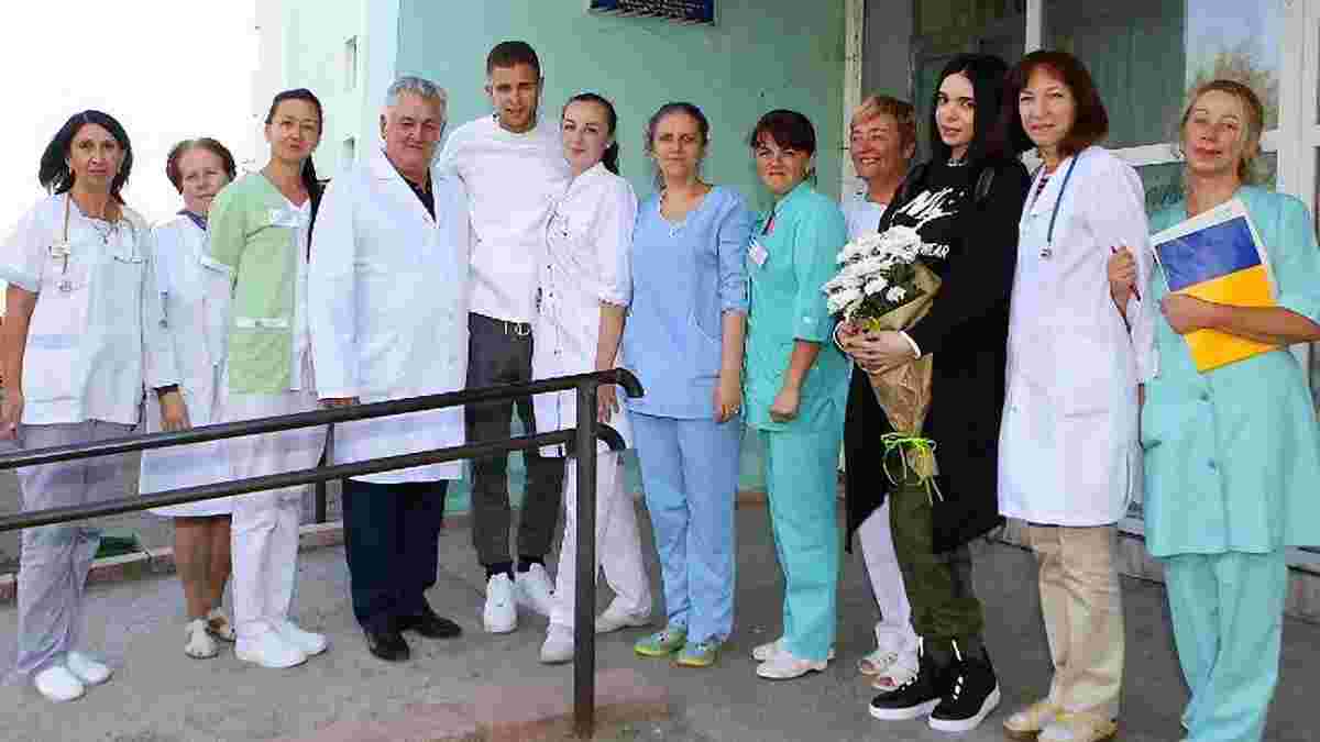 Семья Кравцов купила оборудование для родильного отделения больницы
