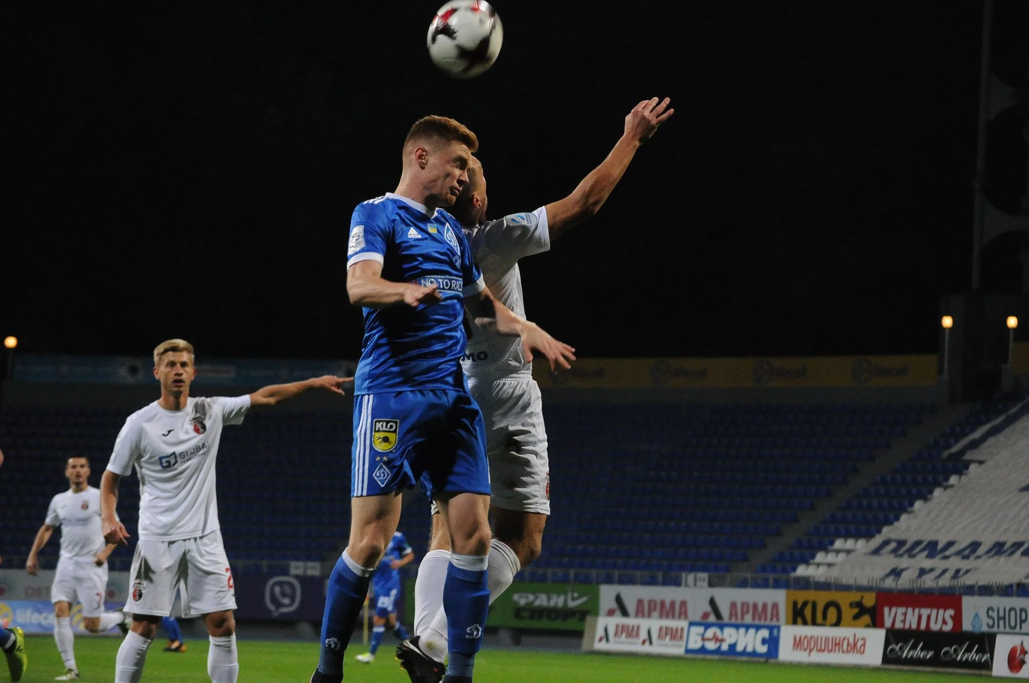 Циганков проти гравця Вереса / Футбол 24