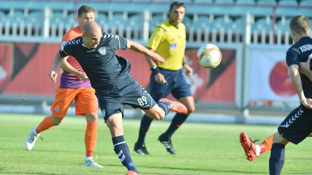 Неманья Обрадович / ФК Сталь