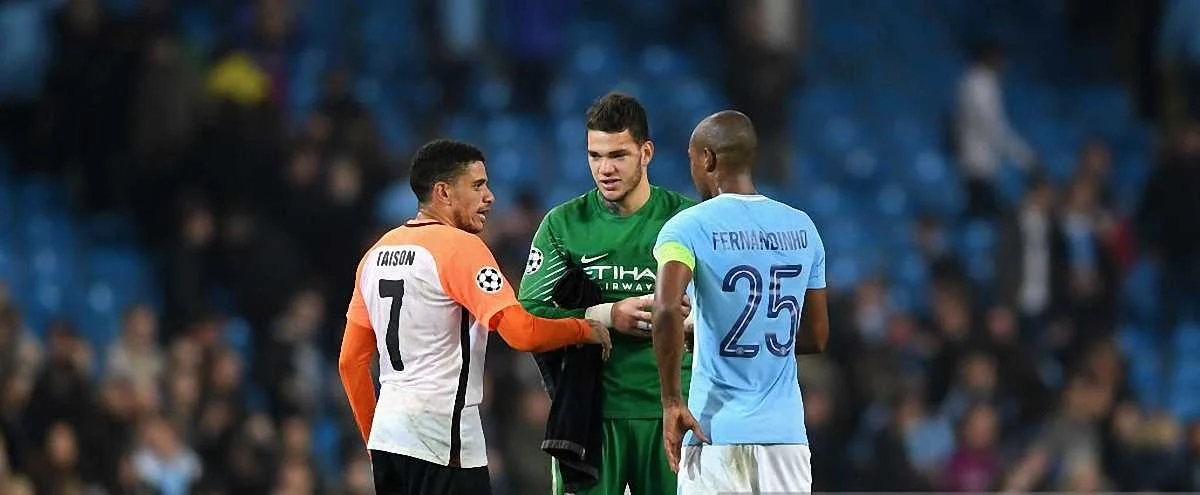 Тайсон и Фернандиньо / Getty Images