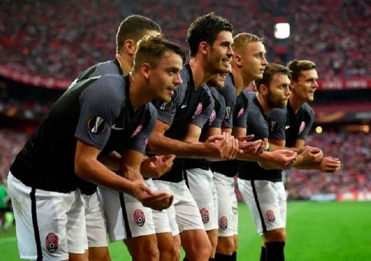 Зоря святкує / Marca