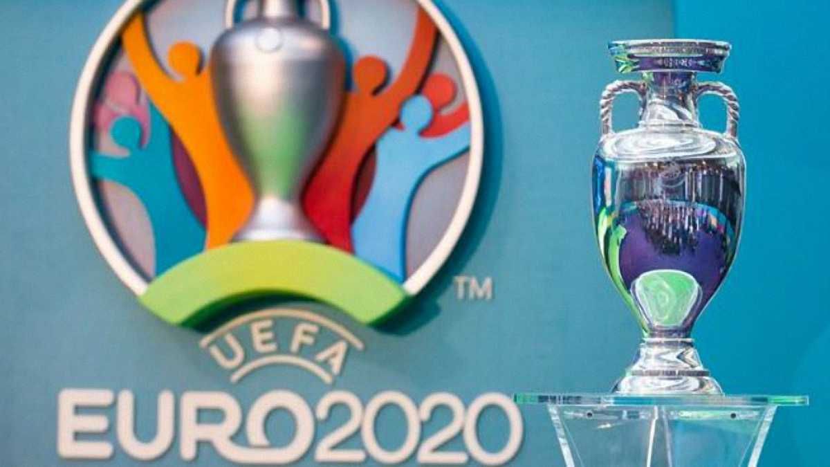 Кубок и логотип Евро-2020
