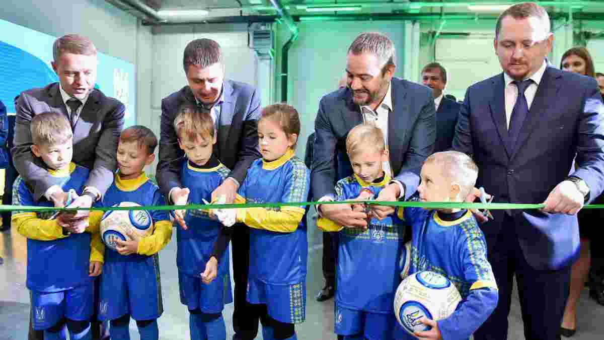 ФФУ запустила перший в Україні завод з виробництва штучних футбольних полів