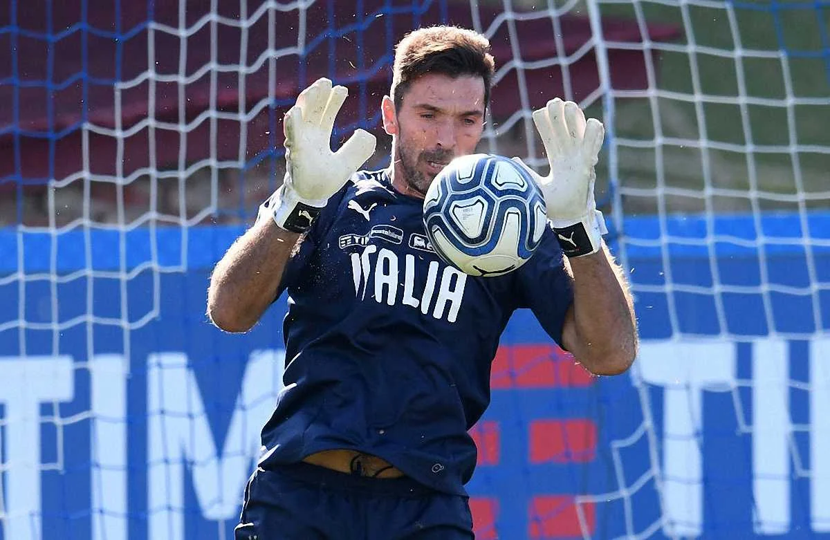 Джанлуїджі Буффон / Getty Images