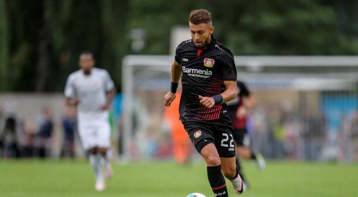 Владлен Юрченко / ФК Байєр