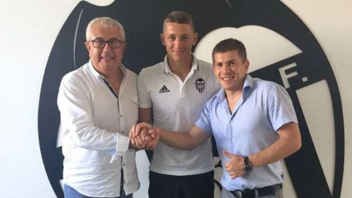 Иван Зотько (посередине) / фото из соцсетей