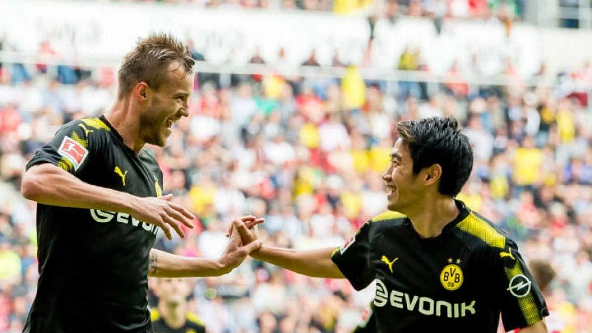 Ярмоленко та Кагава / Getty Images