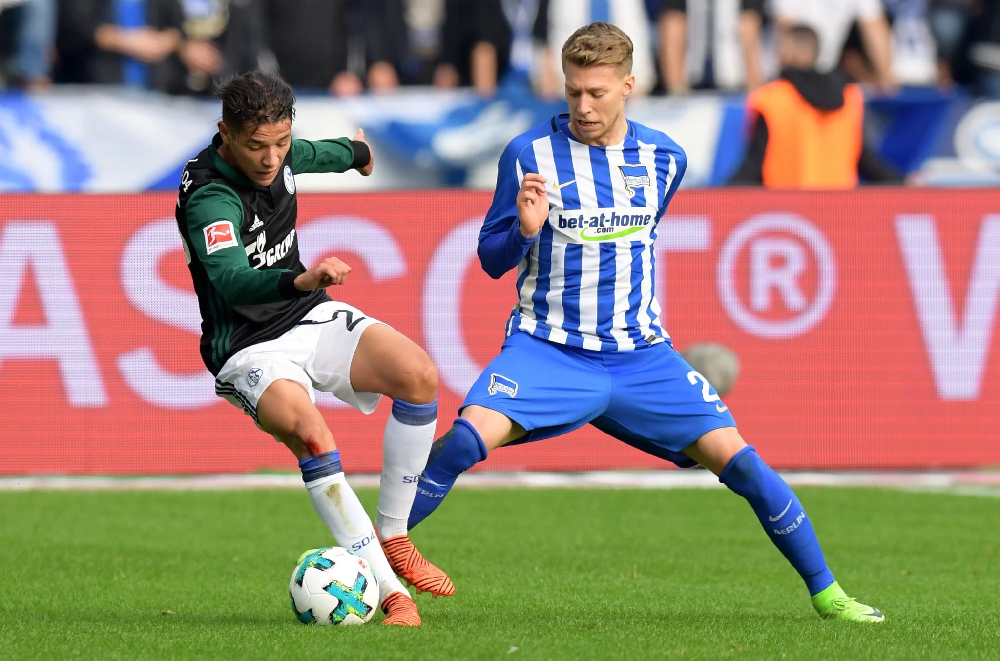 Вайзер против игрока Шальке / Герта