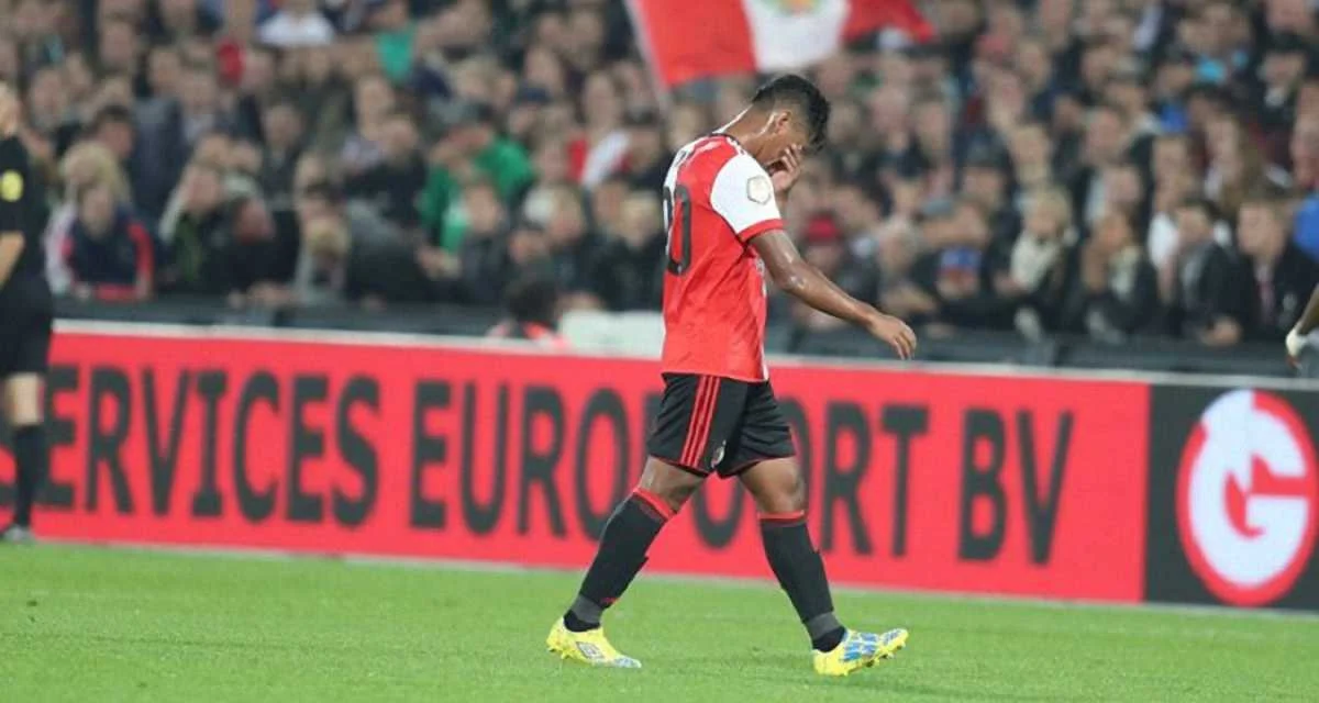 Ренато Тапия / ФК Фейеноорд