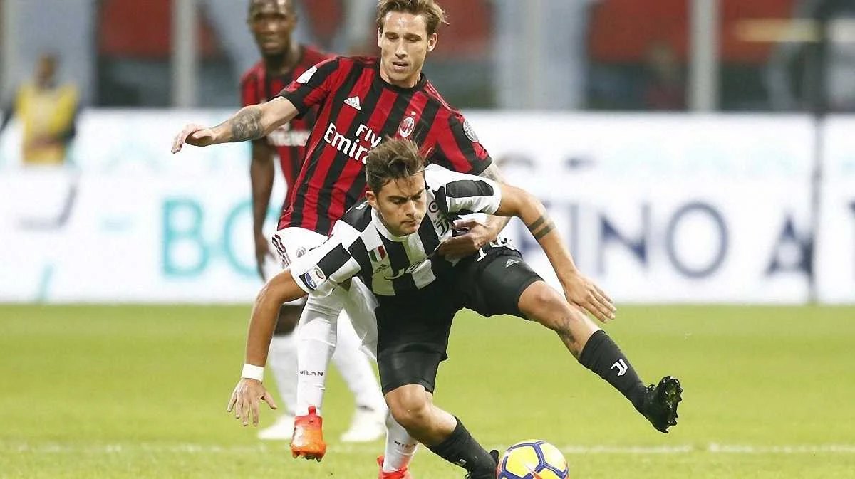 Милан принимает Ювентус