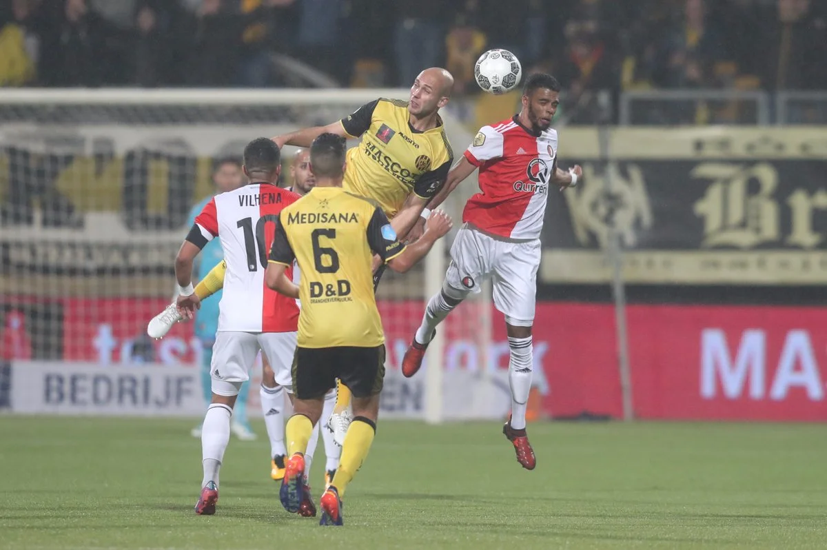 Фейеноорд забуксовал