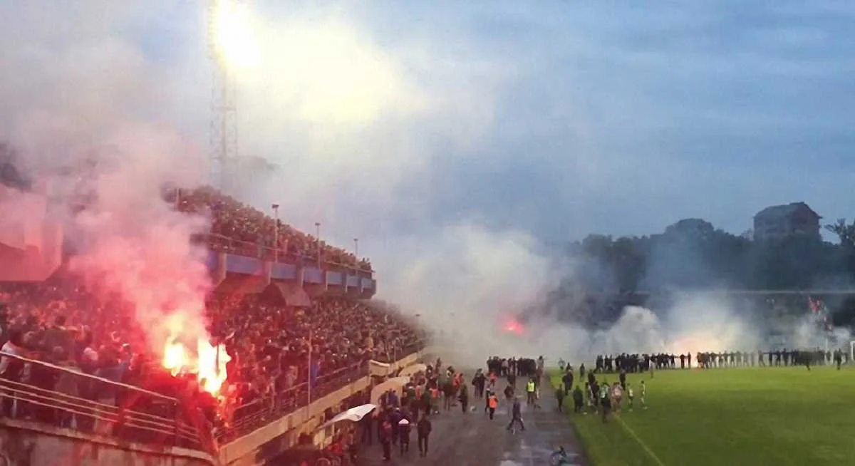 Хаос на стадионе "Рух"