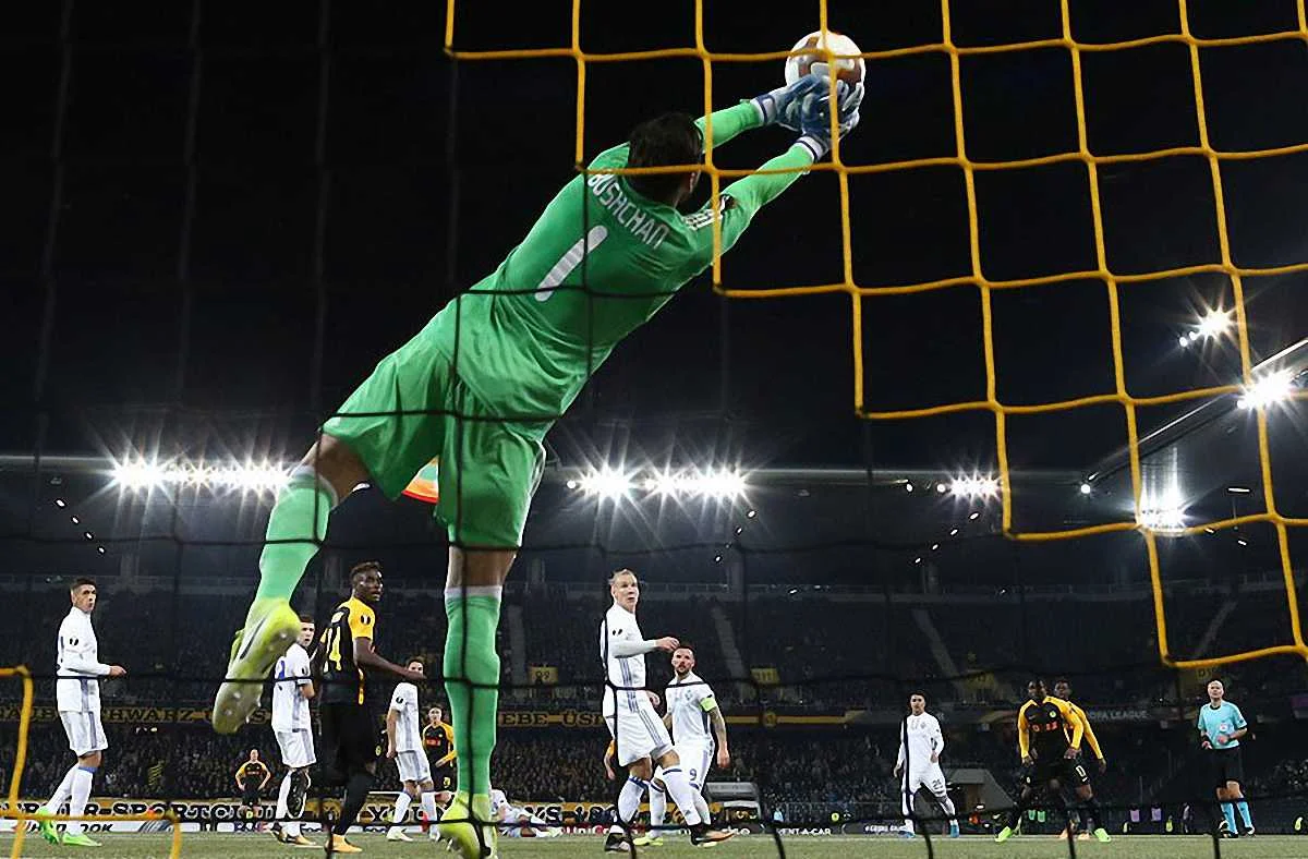 Бущан виручив Динамо у Швейцарії /фото Янг Бойз