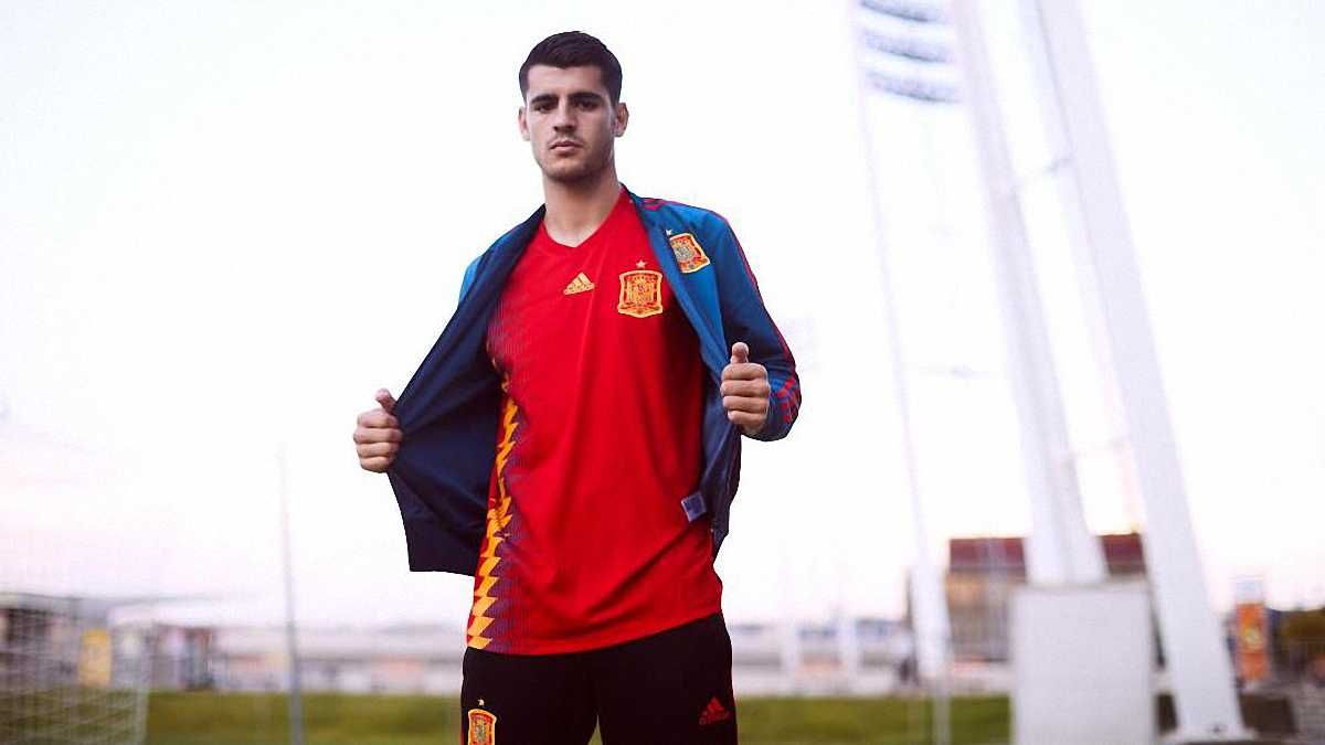 Альваро Мората в новой форме сборной Испании