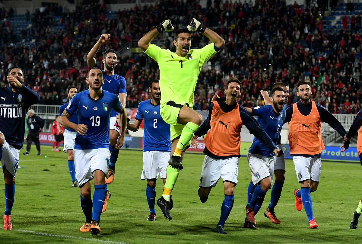 Збірна Італії