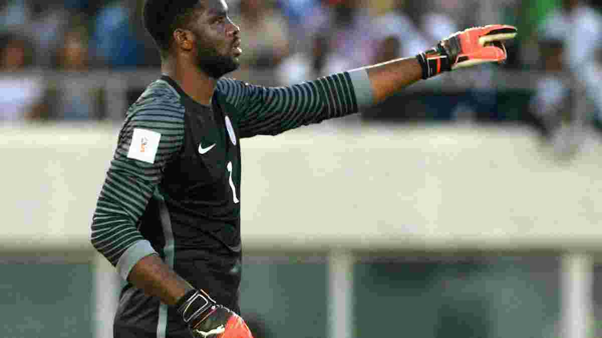 Голкипер сборной Нигерии Акпей совершил бессмысленный поступок в матче против Аргентины и сразу же был наказан голом