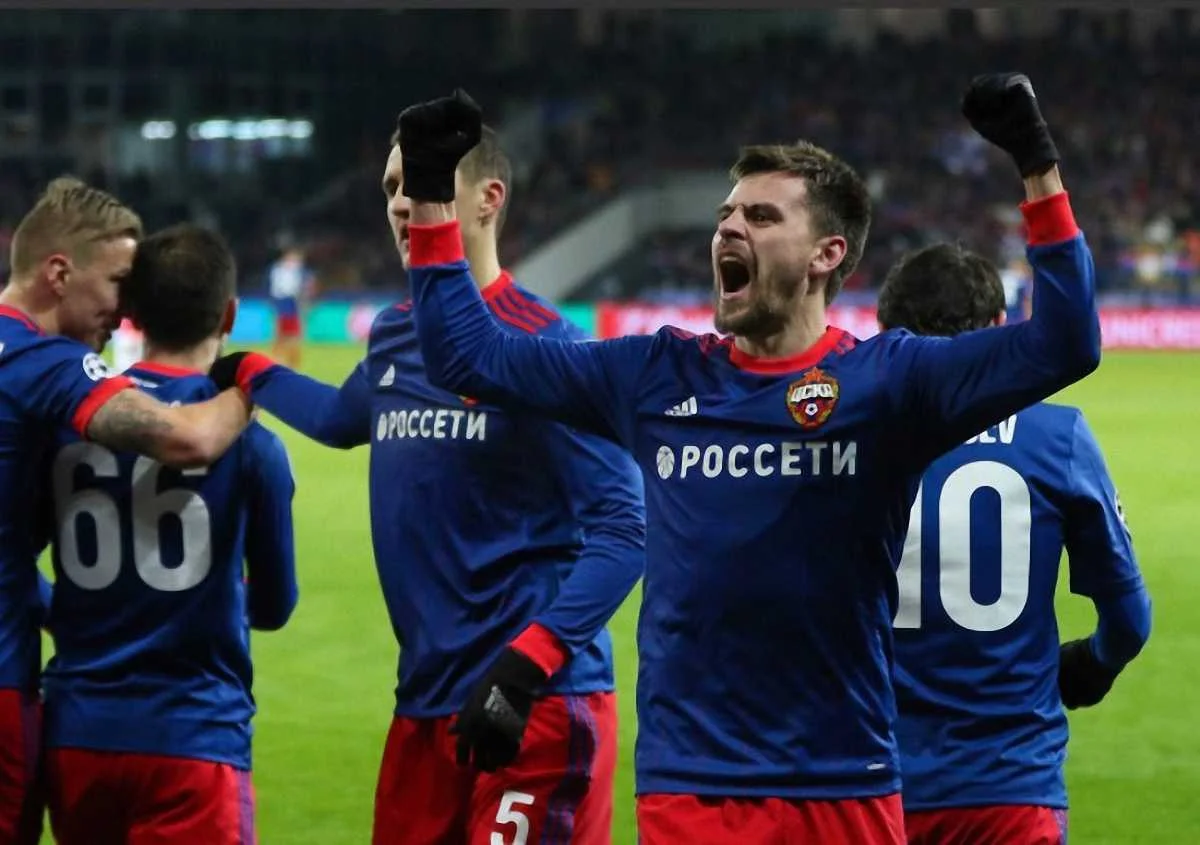 Щенников открыл счет в матче