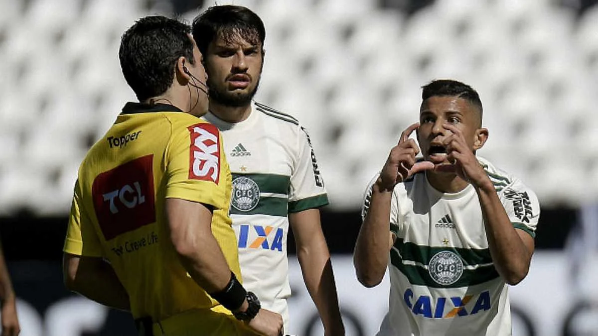 Додо (справа) / Getty Images