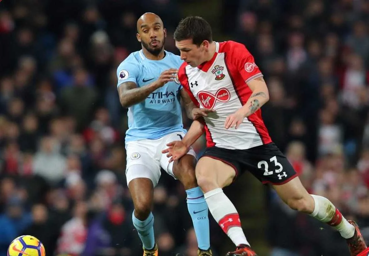 Хьойберг рветься до воріт Сіті / твіттер Саутгемптона