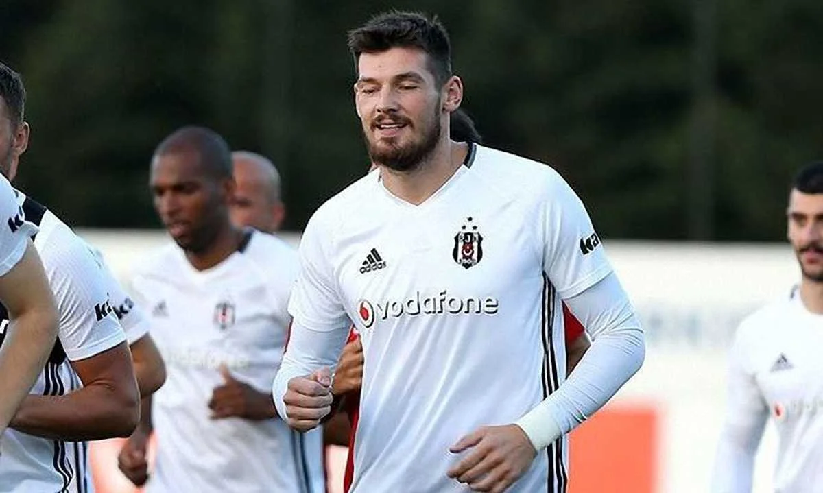 Денис Бойко / ФК Бешикташ