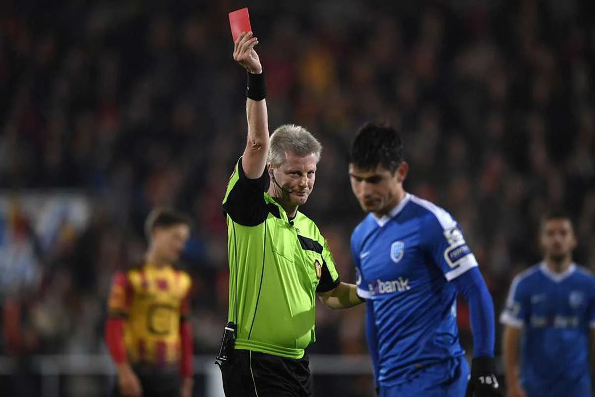 Руслан Маліновський / Соцмережі