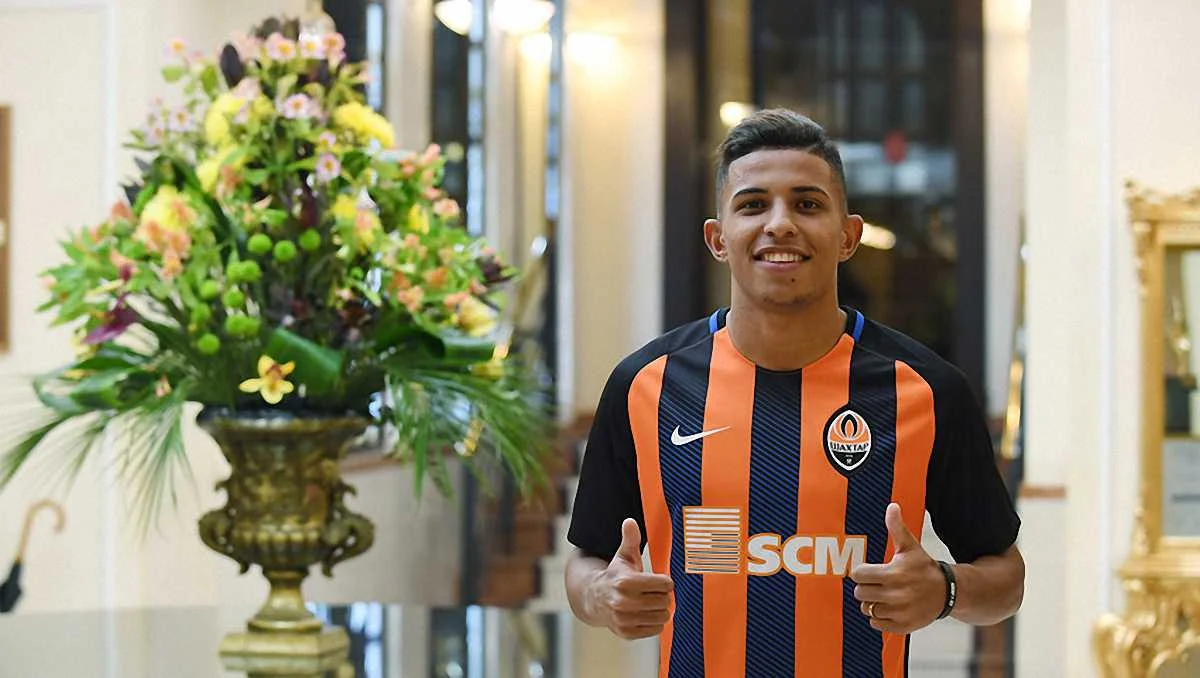 Додо / ФК Шахтер