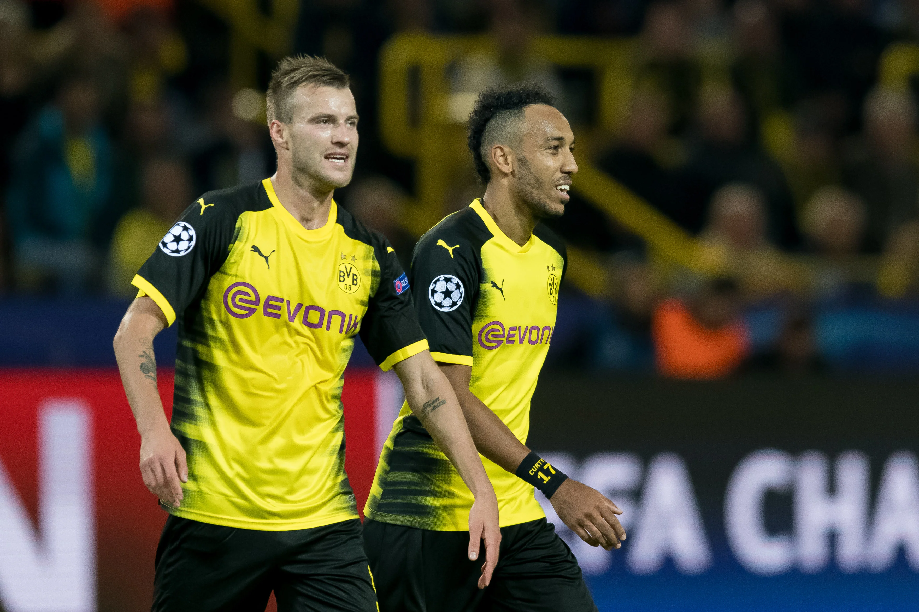 Пьер-Эмерик Обамеянг и Андрей Ярмоленко