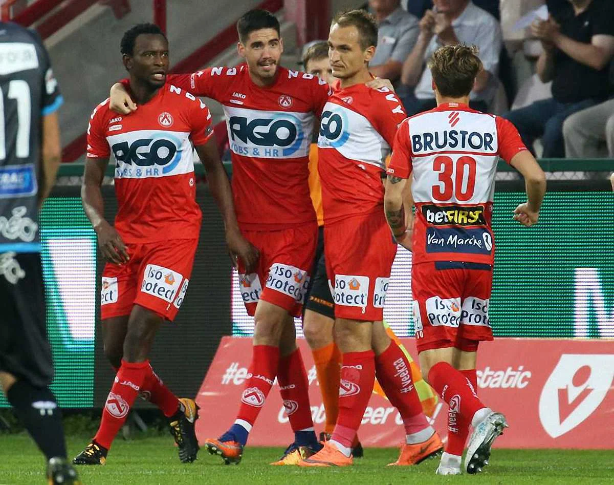 Евгений Макаренко