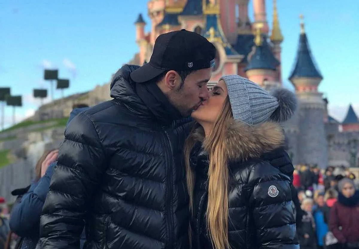 Серхио Бускетс с женой Еленой