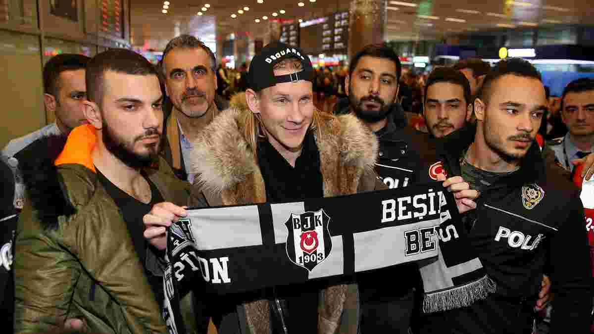 Віда прилетів у Стамбул. Фанати Бешикташа радісно зустріли екс-захисника Динамо