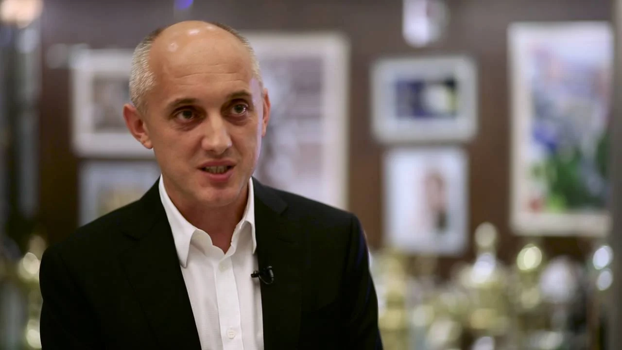 Олег Собуцький / Соцмережі