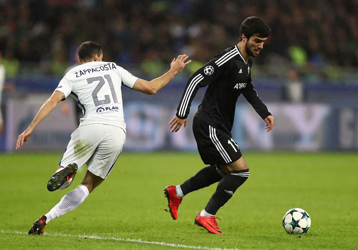 Махір Мадатов проти Давіде Дзаппакости / Getty Images