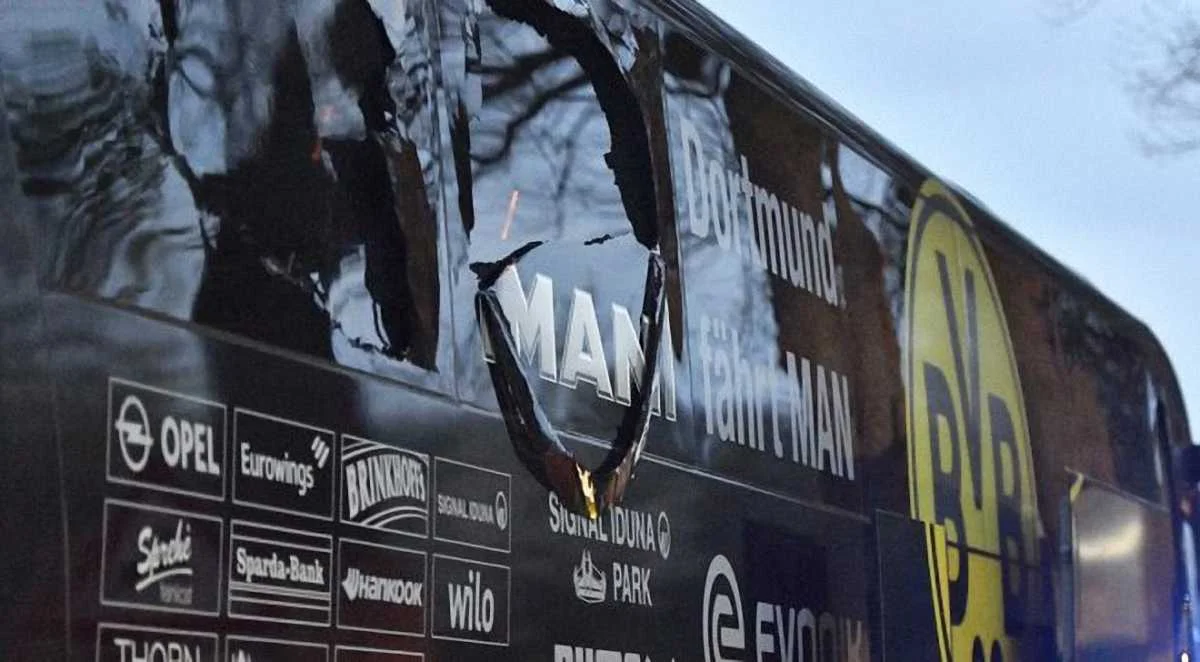 Автобус Борусії Д після вибуху