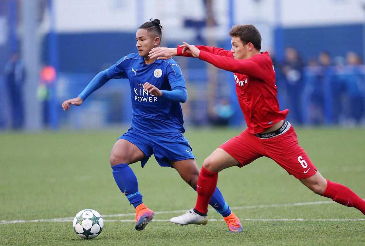 Фаїк Болкіах у матчі за Лестер U-19