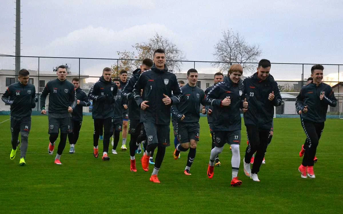 Сталь в Турции / ПФК Сталь