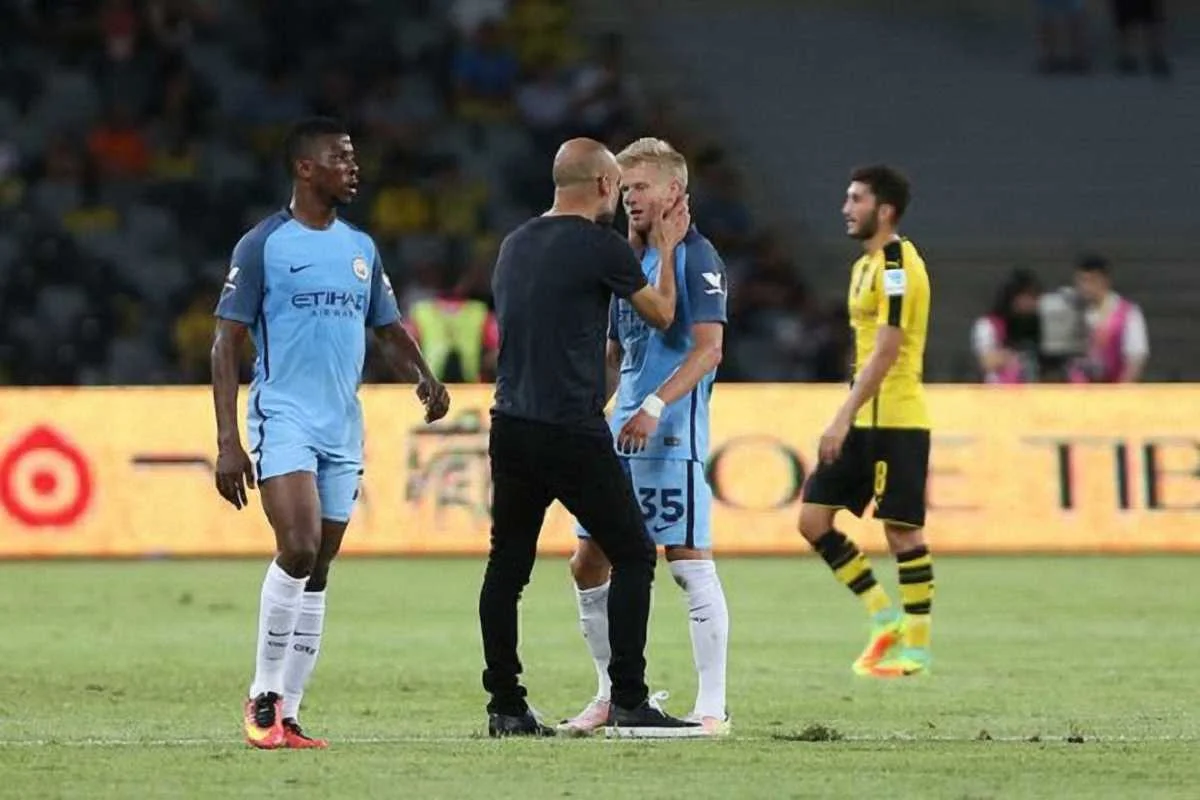 Хосеп Гвардіола та Олександр Зінченко / ФК Манчестер Сіті